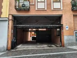 Se alquila plaza de garaje