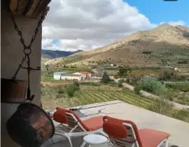 Alquilo habitacion en casa rural 